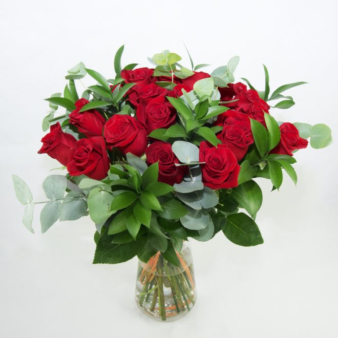 ramo de rosas rojas